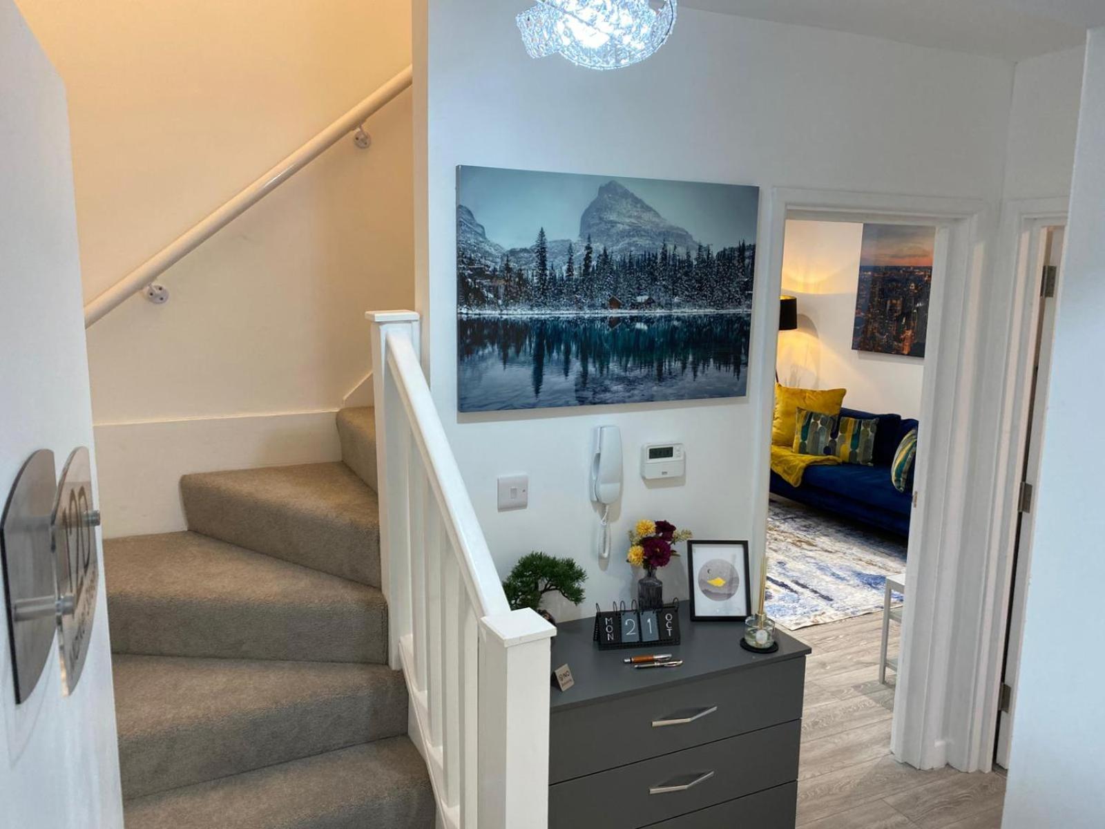 Stylish Apartment In Watford Watford  Exteriér fotografie